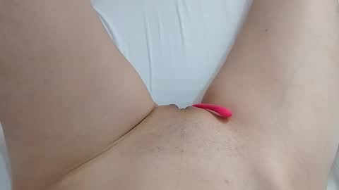 Snapshot of kattrinah_nikitta chatting on 11/21/25, 12:48 nikitta online show from 11/21/25, 12:48