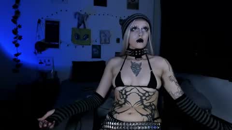 kattx   independent model online show from 01/18/26, 05:11