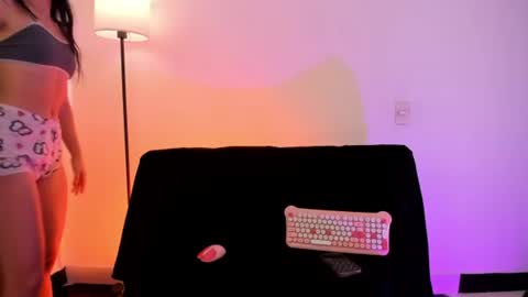 Snapshot of katty__0 chatting on 06/17/26, 02:51 katty__0 online show from 06/17/26, 02:51