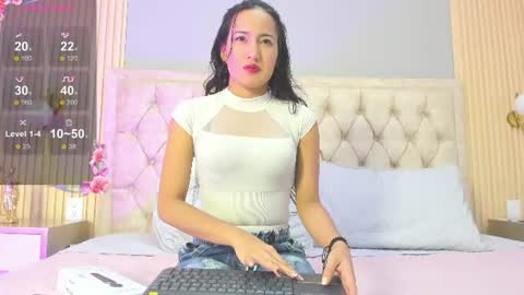 Snapshot of katty_cute19 chatting on 07/22/26, 04:26 katty_cute19 online show from 07/22/26, 04:26