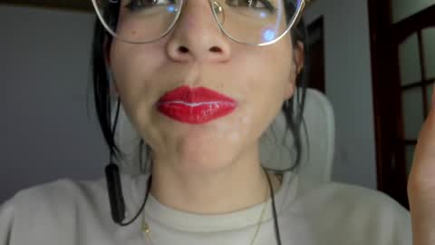 Snapshot of katty_mouth chatting on 12/03/24, 11:46 Katty online show from 12/03/24, 11:46