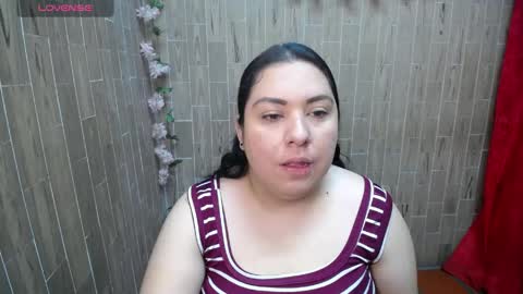 Snapshot of katy2425 chatting on 05/11/26, 12:27 Katy online show from 05/11/26, 12:27