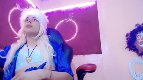 katy_cat__ online show from 02/15/26, 07:51