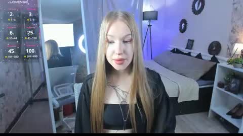 Snapshot of katy_midocalm chatting on 07/20/26, 11:12 Kate online show from 07/20/26, 11:12