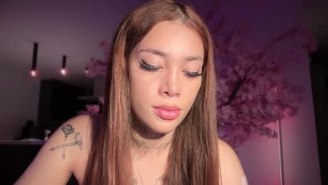 Snapshot of katy_monrroy chatting on 01/18/25, 08:52 Emily online show from 01/18/25, 08:52