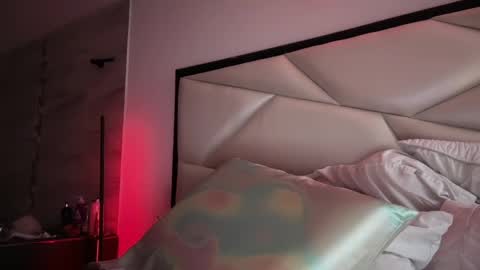 Emily online show from 04/15/26, 08:20