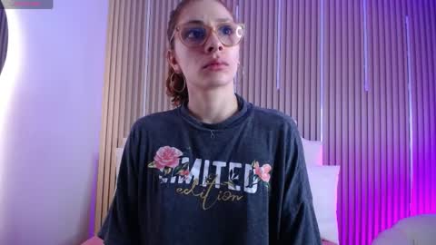 Katy Van online show from 04/21/26, 08:44