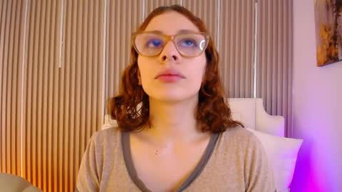 Snapshot of katy_van chatting on 04/27/26, 09:02 Katy Van online show from 04/27/26, 09:02