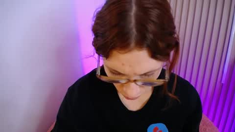 Snapshot of katy_van chatting on 05/21/26, 09:00 Katy Van online show from 05/21/26, 09:00
