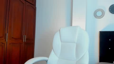 KATYAJHONSS online show from 02/22/26, 09:02