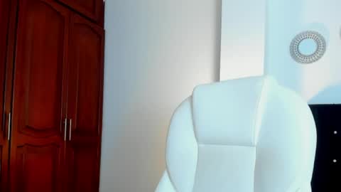 KATYAJHONSS online show from 03/31/26, 11:49