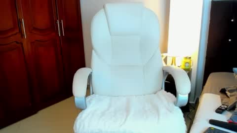 KATYAJHONSS online show from 05/28/26, 11:24