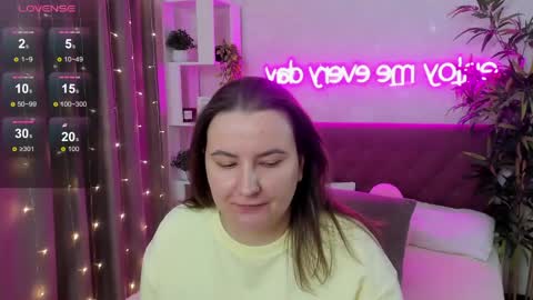 Snapshot of katyaneilson chatting on 05/04/26, 05:14 Kate online show from 05/04/26, 05:14