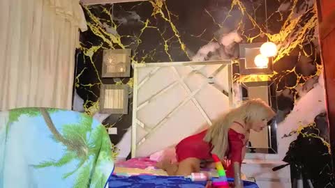 katy  online show from 10/18/25, 07:03