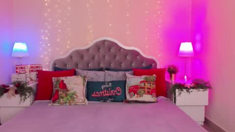 katymeaw online show from 12/17/25, 01:11