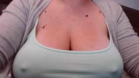 Snapshot of katynextdoor chatting on 10/02/25, 06:53 Katy online show from 10/02/25, 06:53