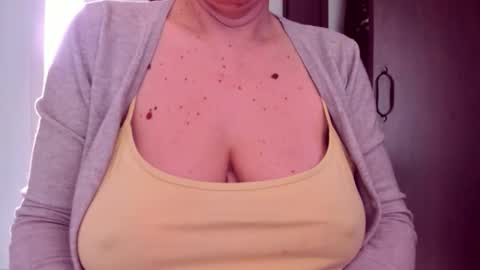 Katy online show from 04/28/26, 05:56