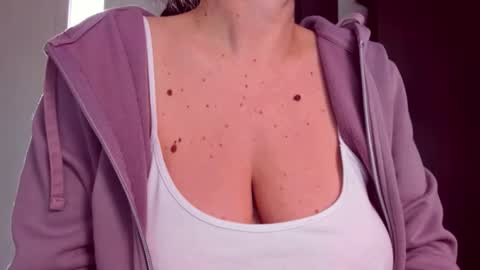 Katy online show from 04/29/26, 05:33