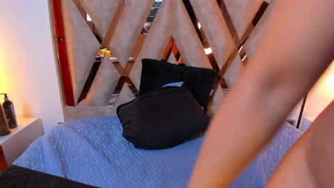 katyortiz online show from 04/21/26, 12:11