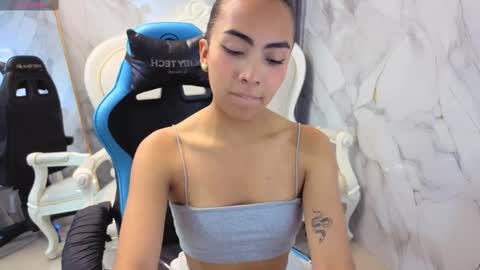 katyrider_a online show from 10/05/25, 01:31