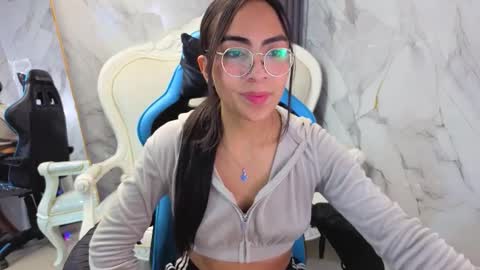 katyrider_a online show from 10/07/25, 12:35