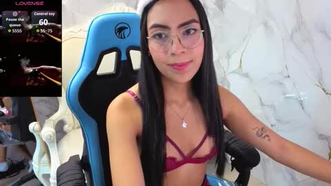 katyrider_a online show from 10/17/25, 02:30