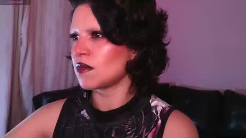 Snapshot of katyxxx_043 chatting on 03/13/26, 11:00 katyxxx_043 online show from 03/13/26, 11:00