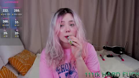 Snapshot of kawaii_yuki chatting on 01/23/25, 08:46 Yuki  online show from 01/23/25, 08:46