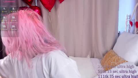 Snapshot of kawaii_yuki chatting on 02/14/25, 08:42 Yuki  online show from 02/14/25, 08:42