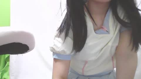 Snapshot of kawaiikuma2839 chatting on 06/17/26, 09:56 kuma online show from 06/17/26, 09:56
