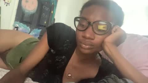 kawaiistrfkr online show from 10/20/25, 07:47