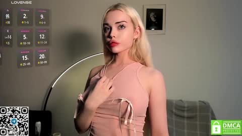 Snapshot of kaya_davis chatting on 12/26/24, 10:41 My name Kaya but you can call me Angel online show from 12/26/24, 10:41