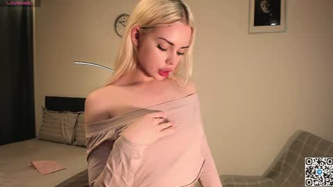 Snapshot of kaya_davis chatting on 02/05/25, 02:08 My name Kaya but you can call me Angel online show from 02/05/25, 02:08