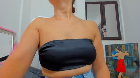 Kaya online show from 09/13/25, 03:28