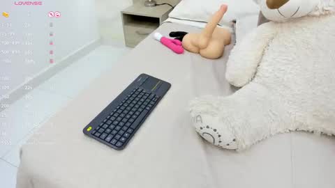   online show from 02/13/25, 02:31