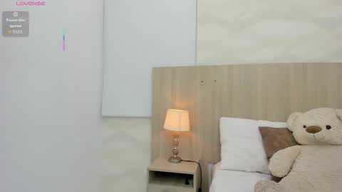   online show from 11/25/25, 11:21