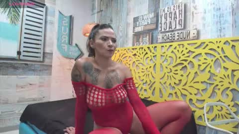 Kaya online show from 10/20/25, 08:42