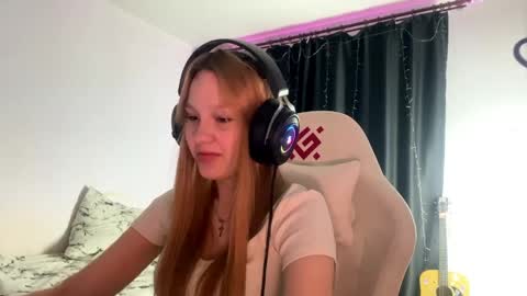 Amia online show from 04/15/26, 07:58