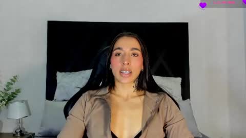 Snapshot of kayla_batista01 chatting on 06/13/26, 12:08 KAYLA BATISTA online show from 06/13/26, 12:08