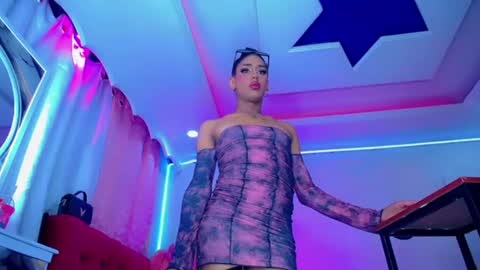 Snapshot of kayla_sexx chatting on 06/19/26, 02:05 kayla_sexx online show from 06/19/26, 02:05
