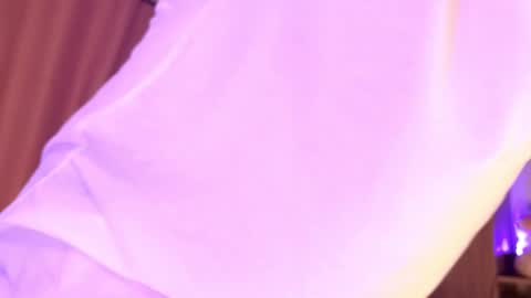 Snapshot of kaylacollins1 chatting on 02/25/25, 02:25 Kayla  online show from 02/25/25, 02:25