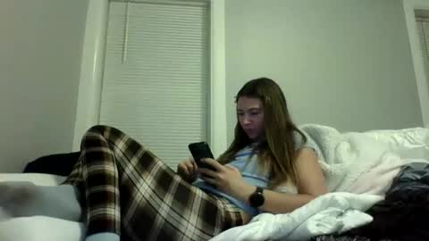 kaylaelizabeth97 online show from 11/30/25, 11:09