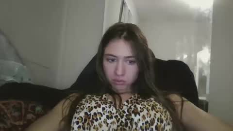 Snapshot of kaylaelizabeth97 chatting on 05/18/26, 06:52 kaylaelizabeth97 online show from 05/18/26, 06:52