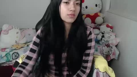 Snapshot of kaylak18x chatting on 07/02/26, 03:17 Kayla online show from 07/02/26, 03:17