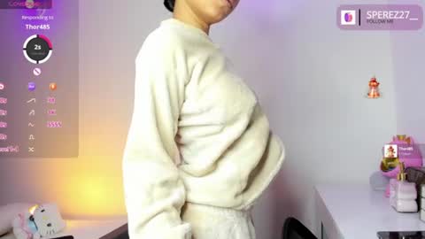 Snapshot of kaylanee_ chatting on 07/23/26, 12:46 Kaylane online show from 07/23/26, 12:46