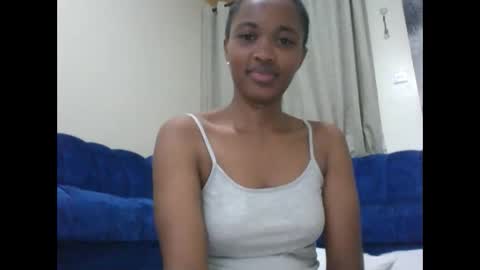 kaylar online show from 12/01/25, 12:04