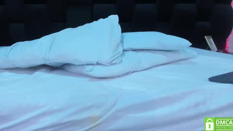 Snapshot of kaylee_sweet_ chatting on 02/21/25, 06:40 Kaylee sweet online show from 02/21/25, 06:40