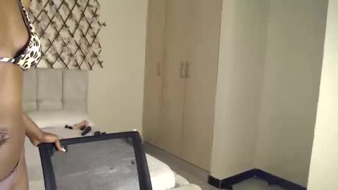 Kaylee online show from 10/02/25, 01:40