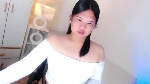 Y O U R        F U T U R E       K A Y L E E  online show from 04/09/26, 05:07