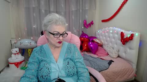 kaylesmoll online show from 02/03/25, 05:07